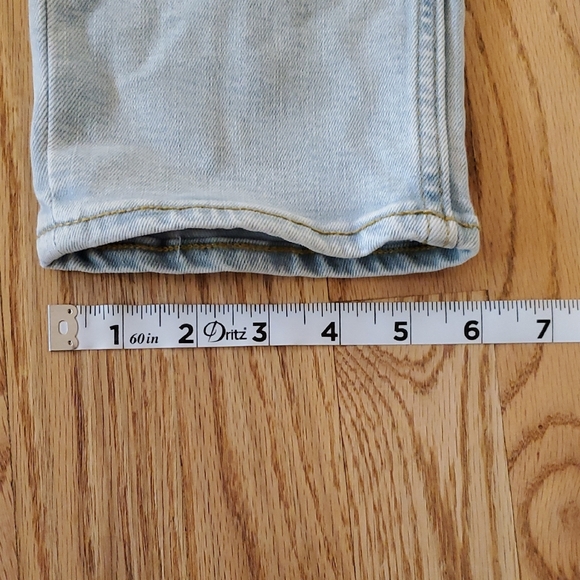 Banana Republic Light Blue Travel Jeans - Picture 4 of 9